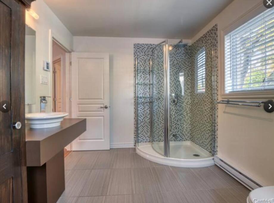 Magnifique Maison Pres De L'eau Villa Laval